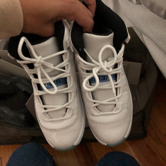 Legend Blue Jordan - Picture 2 of 7